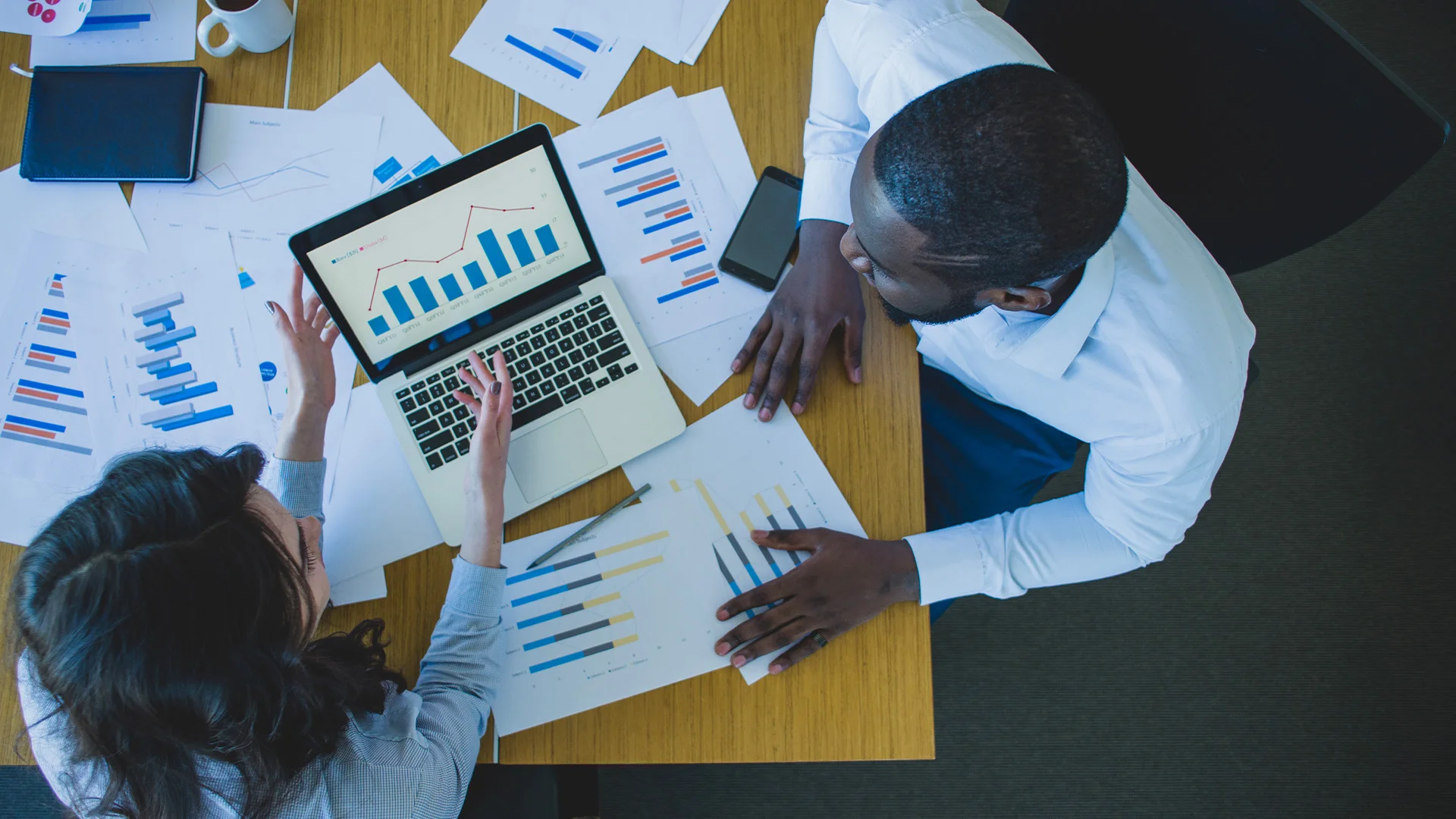 Top 5 Tax Mistakes Businesses Make and How Professional Tax Consultants Help Avoid Them